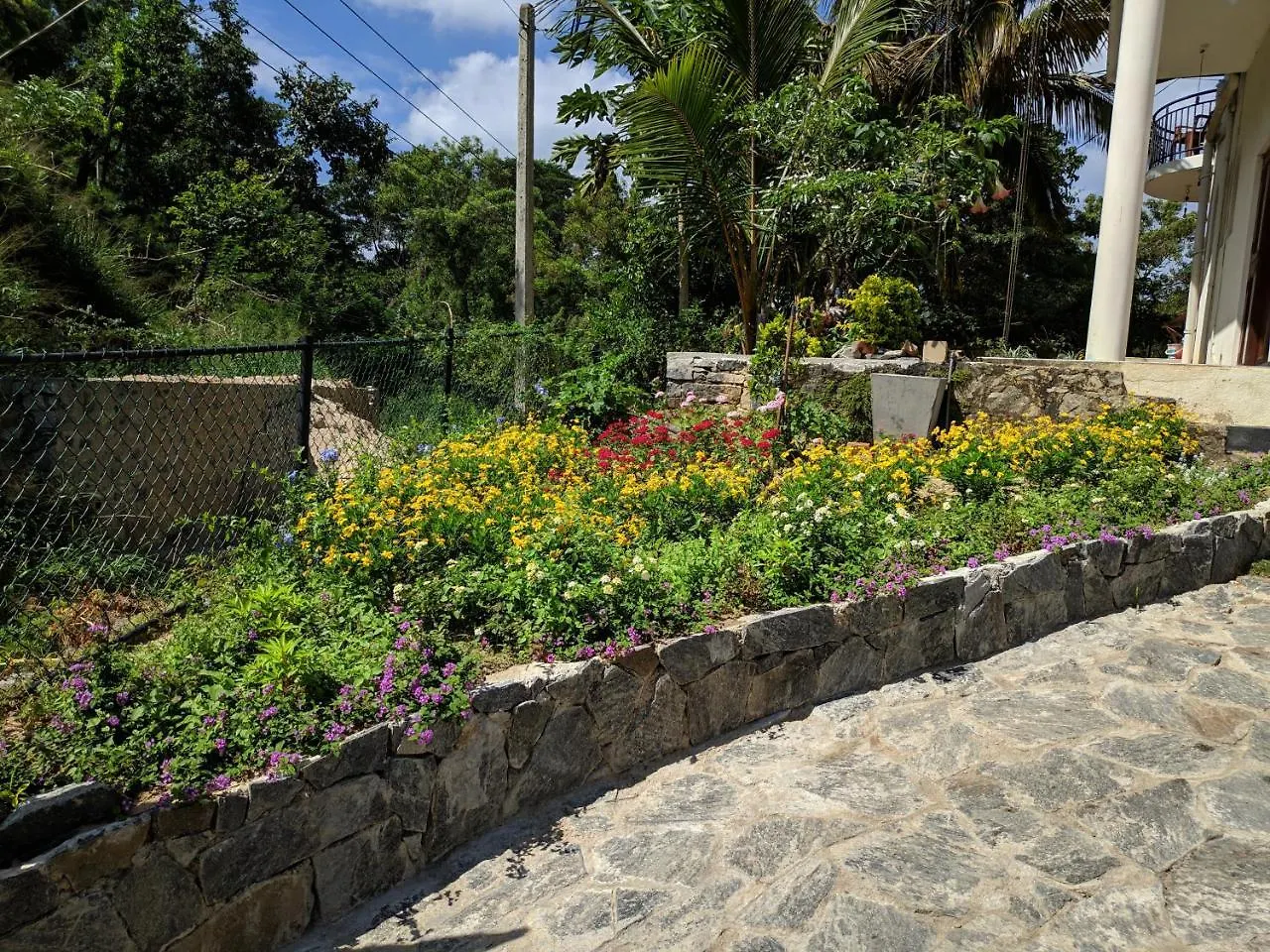 Kanda Holiday Bungalow Kandy Sri Lanka